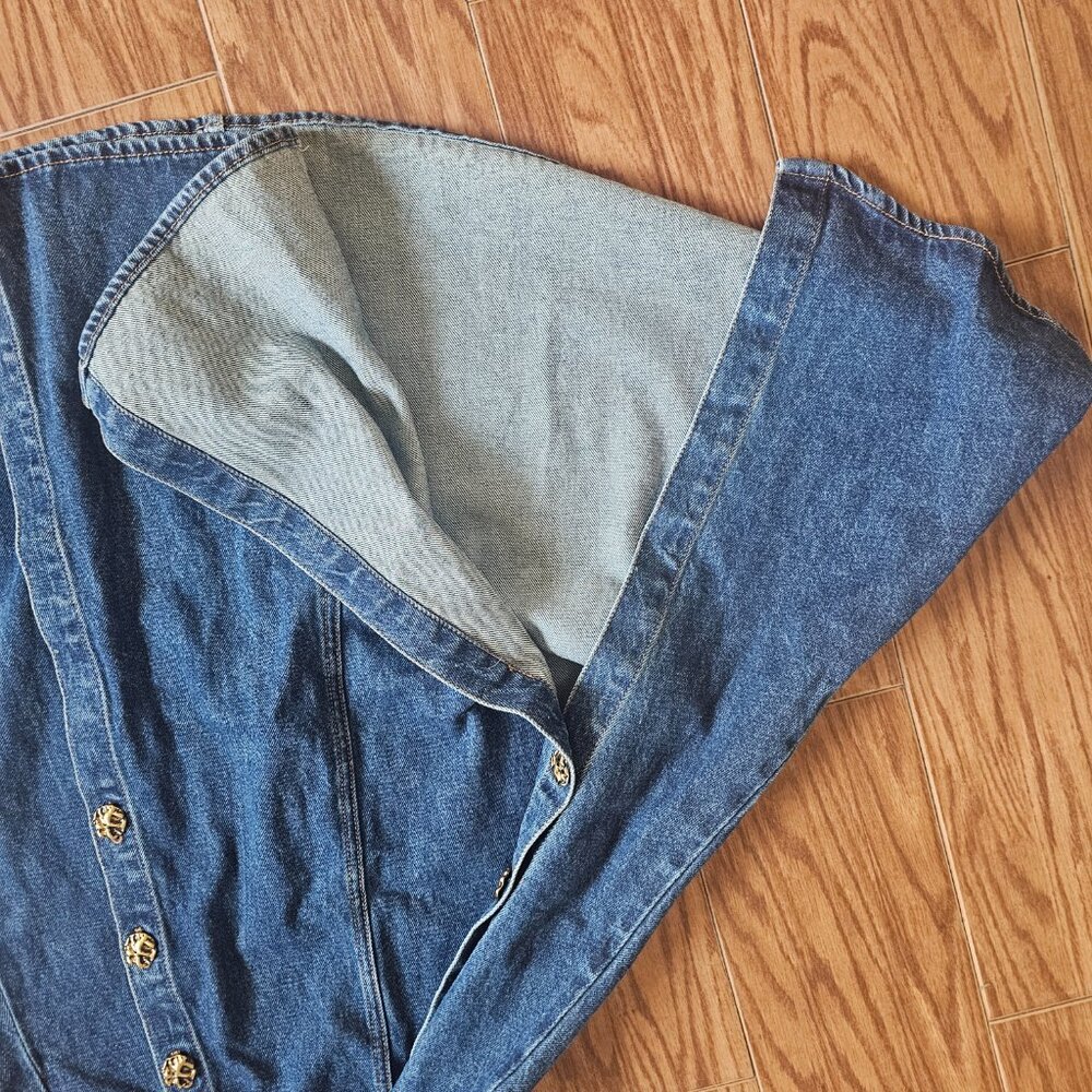 NWT Urban Revivo Denim Skirt – XS – Gold Embellished Button Detail - Picture 4 of 5